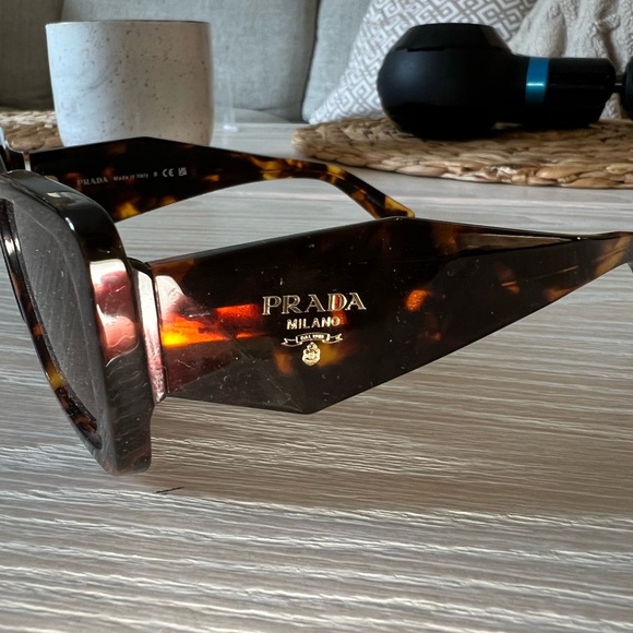 PRADA Tortoise Shell Square Sunglasses - Picture 2 of 10